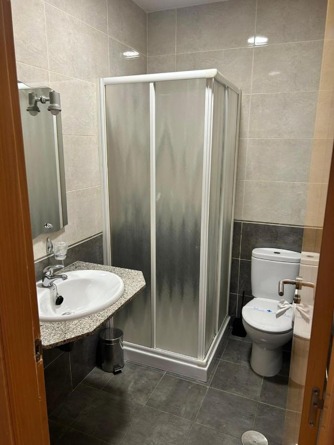 Hostal Restaurante Aqua Оренсе Экстерьер фото